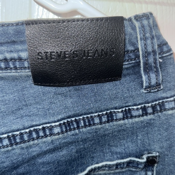 Men’s 32-32 Jeans - Picture 3 of 4